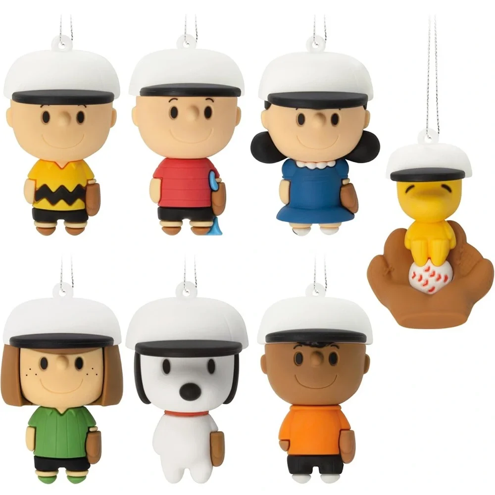 Hallmark nwt peanuts